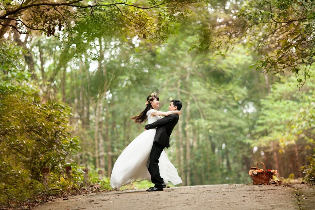 weather-proof-wedding-tent