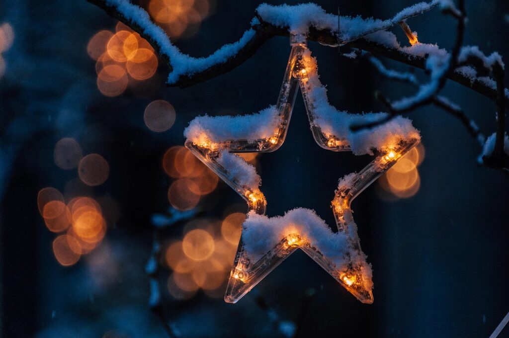 star ornament covered in snow at festival tent rentals Toronto